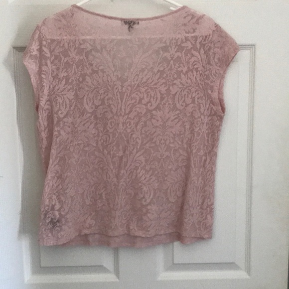 Women’s Top - Picture 4 of 4